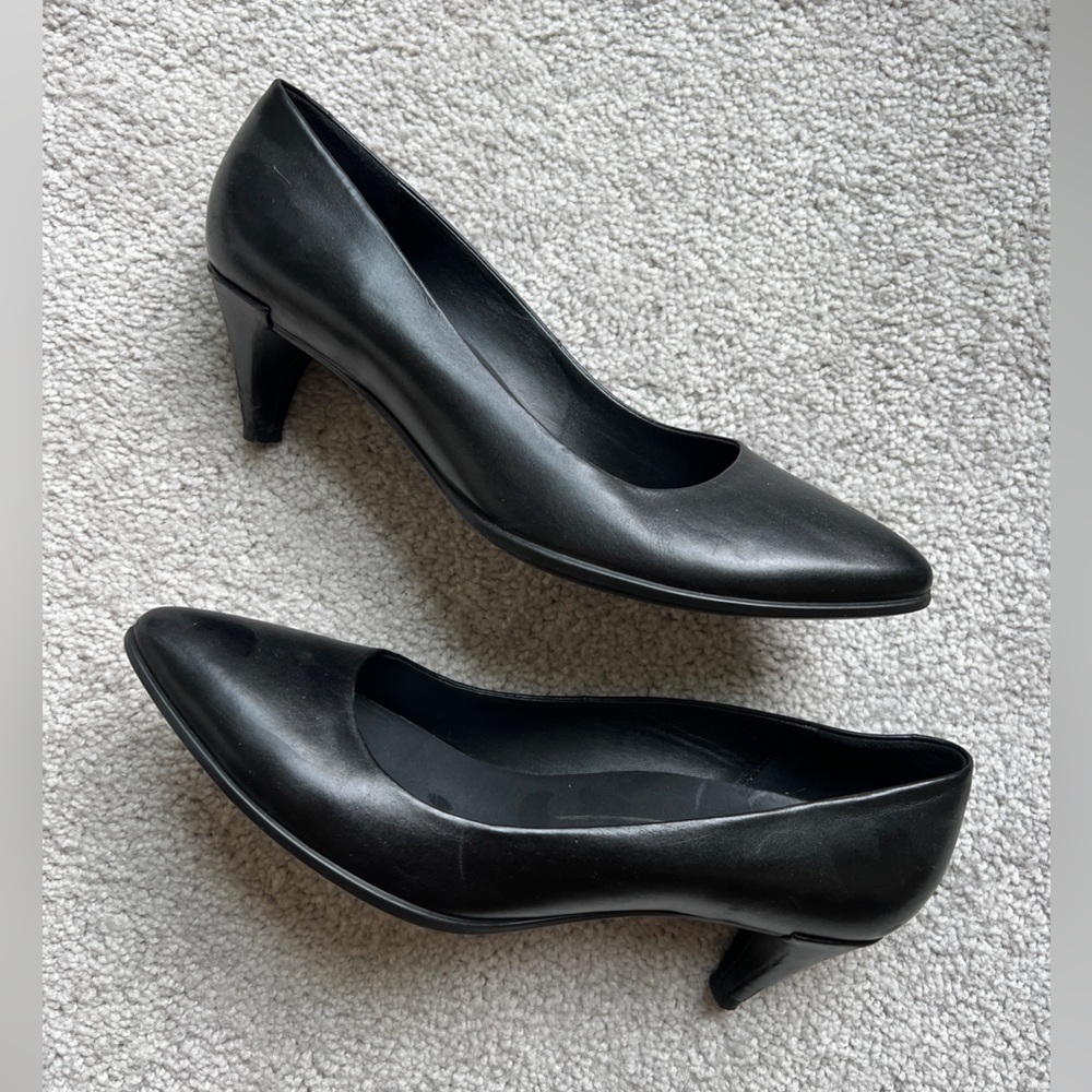 Elegant ECCO WOMEN pumps/heels LEATHER UPPER SZ 9 (39EU) DANISH DESIGN black